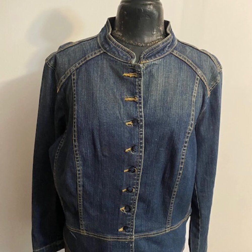 a.n.a. Vintage button front crop denim jacket, size XL